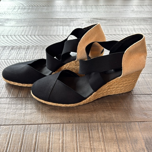 Lauren Ralph Lauren Black Wedge Sandals Women’s Size 9.5 - Picture 1 of 16